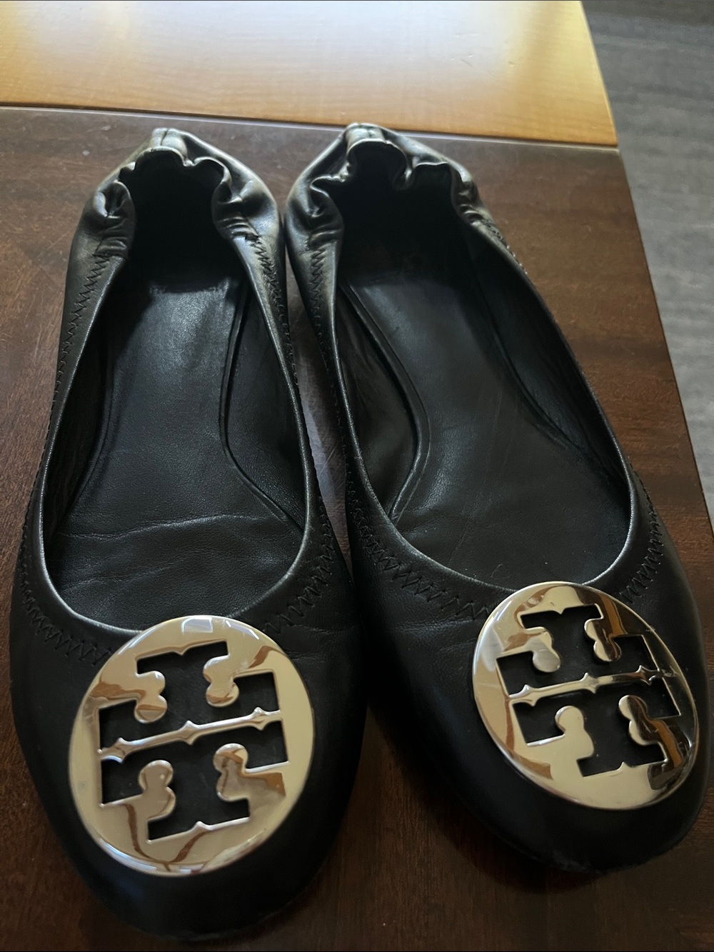 Tory Burch Black Leather Logo Ballet Flats
